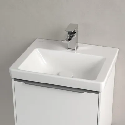 Zdjęcie produktu dla Villeroy & Boch Subway 3.0 - Umywalka meblowa 450x370 mm, bez przelewu, z otworem na baterię, biel alpejska 4370FL01