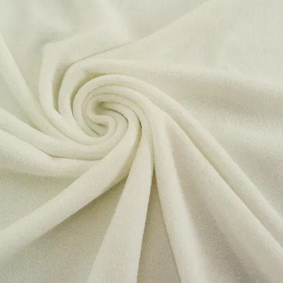 Produktbild von Strickstoff Meterware creme 1,50m