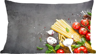 Produktbild von MuchoWow® Zierkissen Sofakissen Wohnzimmer Dekokissen 50x30 cm Nudeln - Kräuter - Tomate - Gewürze - Rustikal - Wohnzimmerdekoration - Polster mit Photo