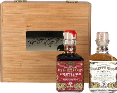 Produktbild von Giuseppe Giusti Holzkiste Duo Set - White Condiment & 3 Goldmedaillen 2x 250ml