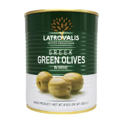 Latrovalis Grüne Oliven mit Stein 810 g Dose auf rein weißem Grund
