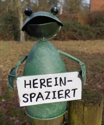Produktbild von Zaunfigur Zaunhocker Garten-Deko Frosch mit Schild "Hereinspaziert"