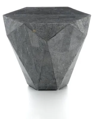 Produktbild von Diamond klein - Couchtisch / Beistelltisch (60 x 60 x 50 h) aus grauem Fossilstein