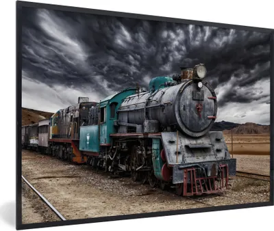 Produktbild von MuchoWow® Gerahmtes Poster Dunkle Wolken über der Dampflokomotive 60x40 cm - Poster mit Schwarzem Bilderrahmen Wandposter Rahmen Foto Bilder - Printing - Wanddeko Schlafzimmer