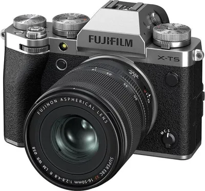 Produktbild von FUJIFILM X-T5 Silber + 16-50 mm