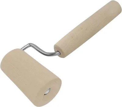 Produktbild von Famanu Holzdekorierrolle 18 cm – Professionelle Holzrolle – Ideal für runde Formen und Teig
