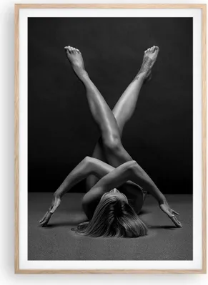 Produktbild von Gerahmtes Poster - Rahmen in heller Eiche - Frau Gymnastik Yoga - 70x100 cm - Wand Bild - Wanddeko - Wandbilder - Kunstposter - Wandposter - Bilderrahmen - Bilder - Kunstdruck - P2NPA70x100-4957