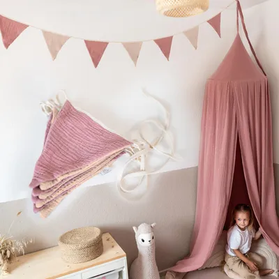 Image de Guirlande de fanions vieux rose & rose beige sans applications dorées - Tissu 3 m