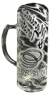 Produktbild von Personalisierter Bierkrug 0,5 l mit Gravur für Hochzeiten