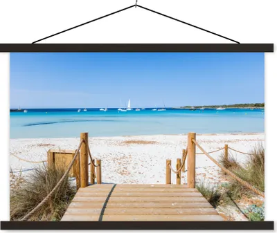Produktbild von MuchoWow® Textilposter Strand - Holz - Spanien 150x100 cm mit schwarzem Rahmen - Schlafzimmer