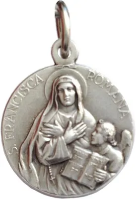 Imagen del producto de Medalla de Santa Francesca de Roma, fabricada en latón, símbolo de protección e inspiración, una joya religiosa