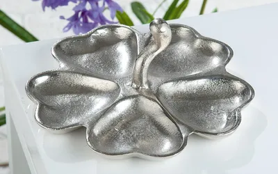 Produktbild von Gilde Schale "Kleeblatt" Aluminium silberfarben 48615