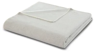 Produktbild von Biederlack Wohndecke aus recycelter Wolle Light Wool Farbe Light Grey Größe 150 x 200cm