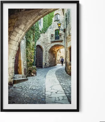 Produktbild von Alte Straße in der Stadt– Wandbild mit Rahmen – Gerahmtes Bild  – Wanddekoration – 70x100 cm –  Schwarz Rahmen