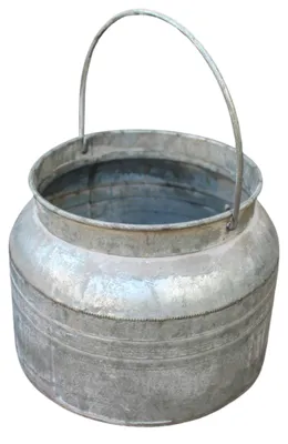 Immagine prodotto di Vaso da fiori in metallo effetto zinco con manico – Vintage 18,5 cm