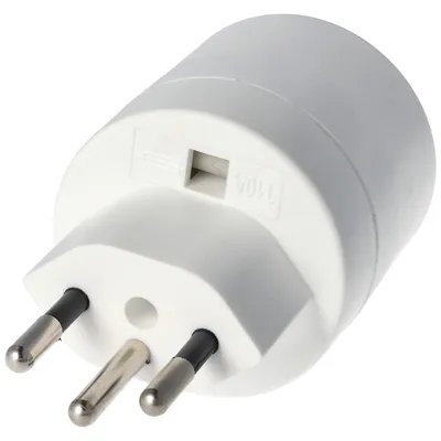 Produktbild von Schweiz-Adapter weiss von Schukokupplung auf schweizer Stecker 230 Volt mit Erdleiter und 10A