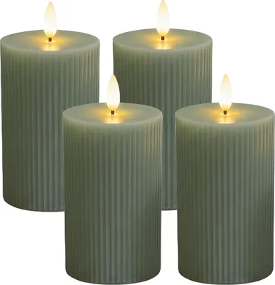 Produktbild von Relaxdays LED Kerzen, 4er Set, HxD: 13 x 7,5 cm, flackernde Flamme, Echtwachs, Rillen, flammenlose Blockkerzen, salbei