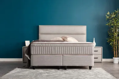 Produktbild von Boxspringbett Suna 180 x 200 cm mit 2 Nachtkonsolen Hellgrau Voll-orthopädisches Komfortbett mit Bettkasten, Stauraum, inkl. Lieferung und Montage