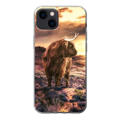 Produktbild von MuchoWow® Handyhülle Schutzhülle Hülle für iPhone 13 Schottische Highlander - Horizont - Landschaft Silikon Softcase Handy Hülle - Karteninhaber