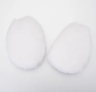 Produktbild von VBS Kunstfell-Kugel "Oval Groß", ca. 9,5 x 12,0 x 5,0 cm, 2 Stück Weiß