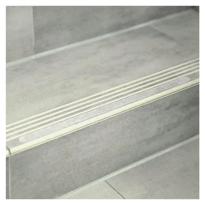 Produktbild von Antirutschstreifen für Treppen, 20 Stück transparent, selbstklebend | L: 45 cm x B: 2 cm