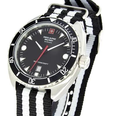 Produktbild von Swiss Alpine Military by Grovana Herrenuhr 7066.1637