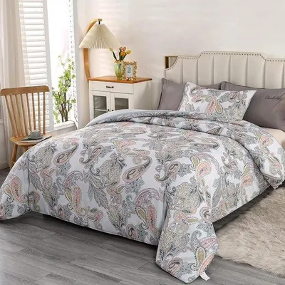 Produktbild von Famanu Duvet 135x200 cm mit Paisleymuster - Mikrofaser Steppdecke für 4 Jahreszeiten