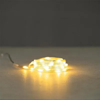 Immagine prodotto di Ghirlanda luminosa a LED per interni ed esterni | bianco caldo | con timer | trasparente