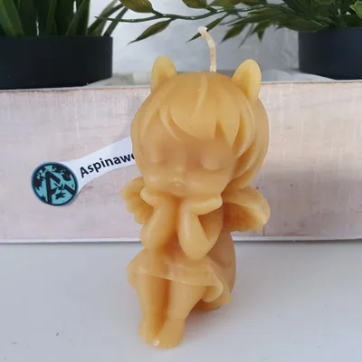 Obrázek produktu pro Včelí vosková svíčka sedící anděl svíčka 8 cm