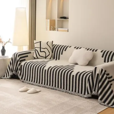 Produktbild von Sofaüberwurf Chenille Karomuster Wendbar Schwarz 180 x 340 cm