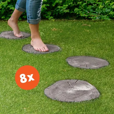 Produktbild von Trittsteine Baumscheibe 8 hübsche Beton Trittplatten im Set