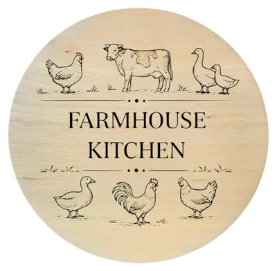 Produktbild von Buchenholzbrett mit Gravur FARMHOUSE KITCHEN – rustikales Servierbrett 20 cm