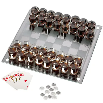 Produktbild von Party Chess Deluxe - Spiel mit alkoholischen Gläsern