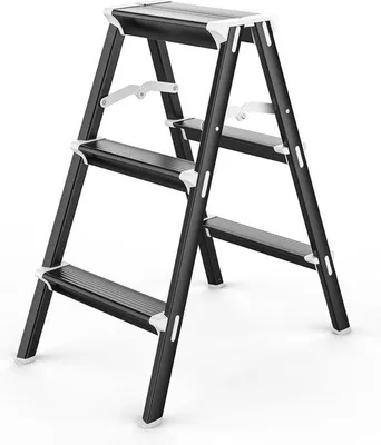 Obrázok produktu pre Skladací hliníkový rebrík, 3 priečky, nosnosť 150 kg, protišmykový, prenosný, domáci rebrík