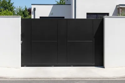 Produktbild von NALI 3 m Stahlschiebetor, 180 cm hoch, Schwarz + 180 cm hohes Fußgängertor