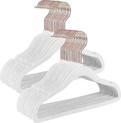 Produktbild von Famanu Kinderkleiderbügel Set von 50 - Roségold - Antirutsch - Platzsparend