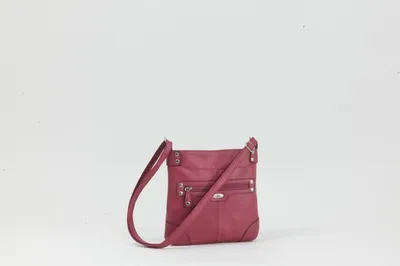 Obrázok produktu pre Dámska kabelka Enrico Benetti - Tango red