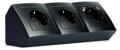 Produktbild von Verteilerdosen für Unterbau – Flair – 3-fach Steckdosen-Ecksteckdose + USB-C/A – 15 cm Kabel mit Klemmenblock – 16A