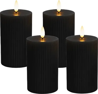 Obrázok produktu pre Sada 4 ks LED sviečok Relaxdays, V x H: 13 x 7,5 cm, blikajúci plameň, pravý vosk, drážkované, blokové sviečky bez plameňa, čierne