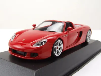 Produktbild von Maxichamps 940062631 Porsche Carrera GT 2003 rot 1:43