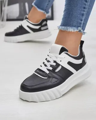 Produktbild von Damen schwarze Freizeit Sportschuhe mit weißen Einsätzen Netiris - Schuhe, Größe 36