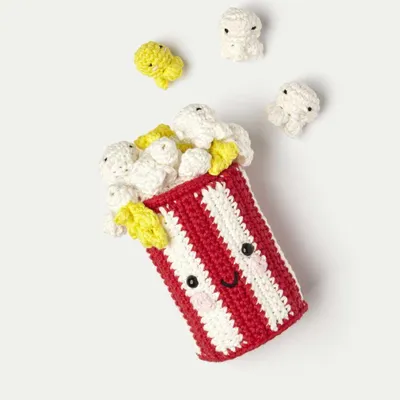 Image de DMC Amigurumi Häkelkit « Pop The Corn », 14 x 7 cm