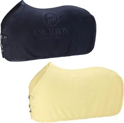 Produktbild von Eskadron Platinum Pure Abschwitzdecke. Flleccedecke " FLEECE STAMP " Größe - 145cm Farbe - sunflower