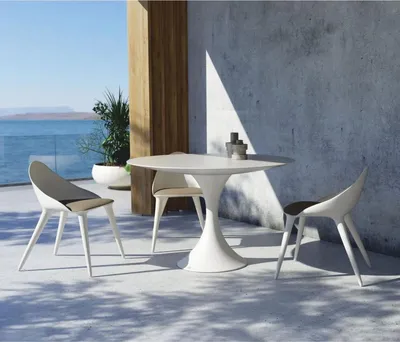 Produktbild von Casa Padrino Luxus Garten Esstisch Matt Weiß Ø 120 cm - Luxus Garten Möbel