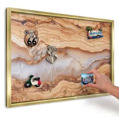 Produktbild von Magnettafel 60x40 cm mit goldenem Rahmen - Magnetische Metalltafel, Magnetpinnwand zur Wandmontage für Wohnzimmer, Küche, Flur, Kinderzimmer und Büro - Eleganz aus Holz