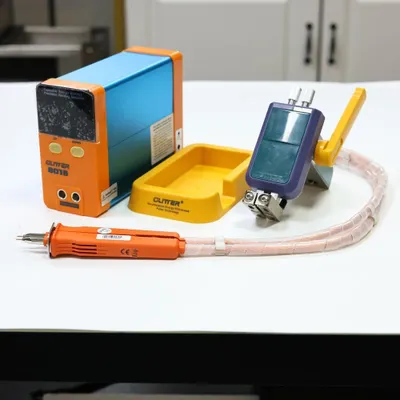Immagine prodotto di Saldatrice a punti, potenza massima 11,6 kW, tensione 100-240 V, spessore di saldatura 0,05-0,35 mm, peso 4 kg, corrente 500 A