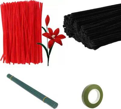 Produktbild von Dieses Bastelset enthält 300 Pfeifenreiniger in verschiedenen Farben (200 rote und 100 schwarze), 1 Rolle grünes Klebeband und 20 grüne Blütenstiele.