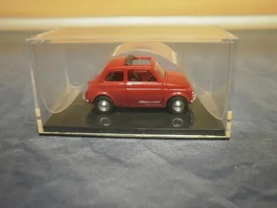 Produktbild von Busch PKW Fiat 500 F (1965) rot 48700