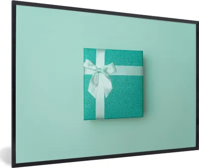 Produktbild von MuchoWow® MuchoWow® Gerahmtes Poster Mintgrünes Geschenk 90x60 cm - Poster mit zchwarzem Bilderrahmen - Fotorahmen - Foto-Plakat