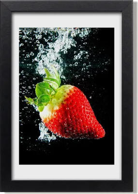 Produktbild von Bild 20x30 MDF-Rahmen, Wandkunst Erdbeere unter Wasser